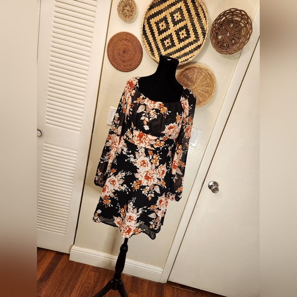 Black Floral Long Sleeve Mini Dress With Tie Back - Picture 5 of 12